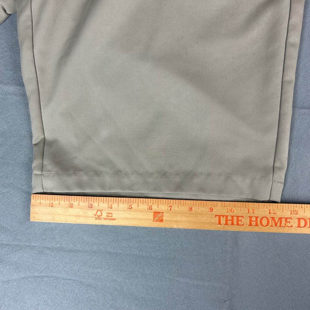 Greg Norman for Tasso Elba Golf Shorts Men 34 Tan Performance Flat Front Khaki - Picture 8 of 10